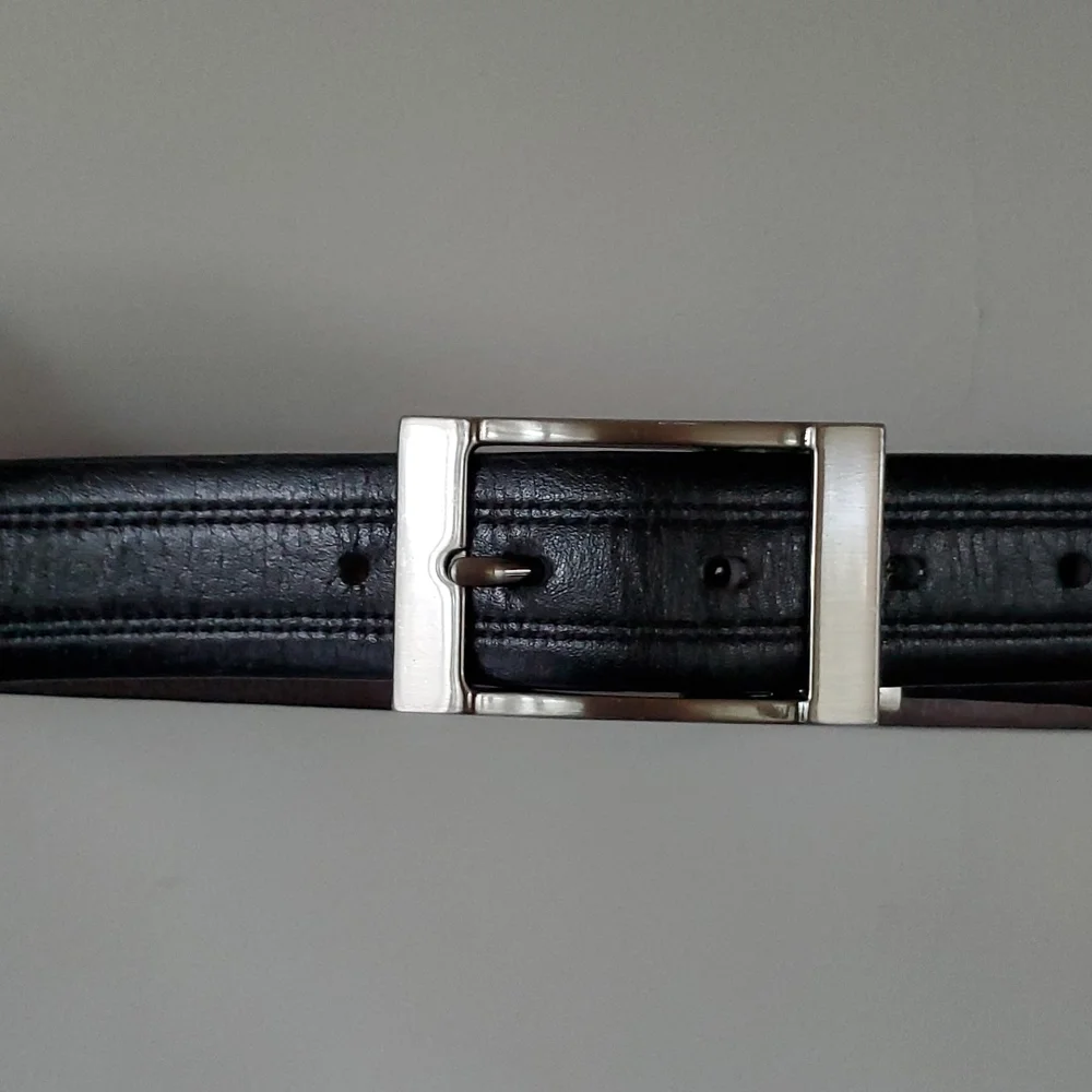 Countess Mara Genuine Leather Belt Size 36